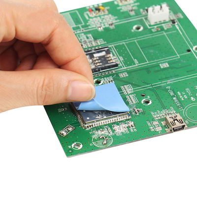 kupować 3W/m·K 0,3~10mm Wysoka przewodność cieplna Komponenty elektroniczne Przewodzące ciepło produkcja online