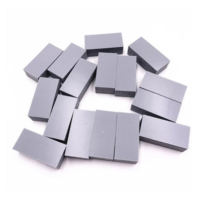 Rogers BISCO HT-840 Extra Firm Cellular Silicone foam, Gęstość 448 kg/m3